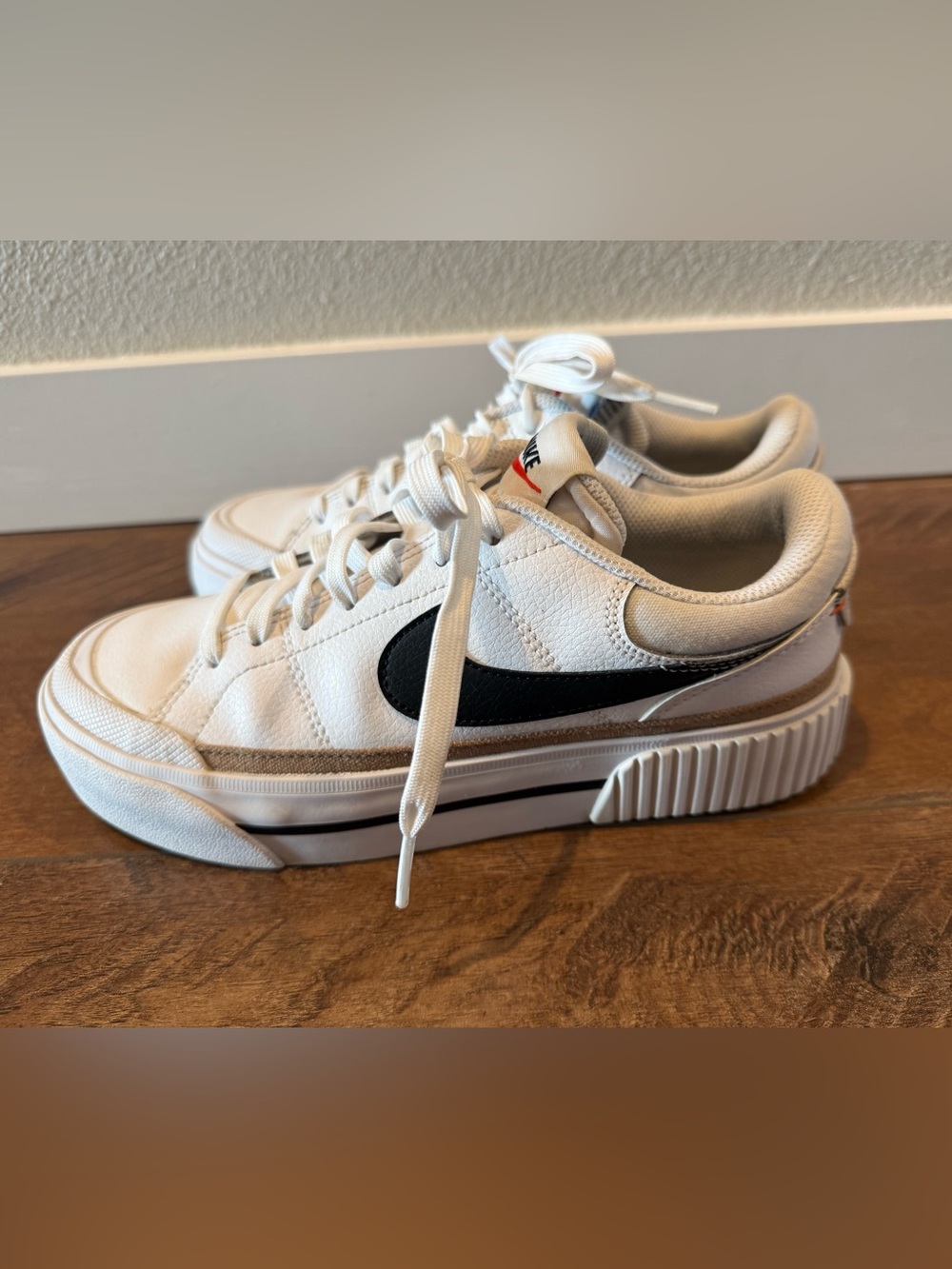 Nike Court Legacy Lift